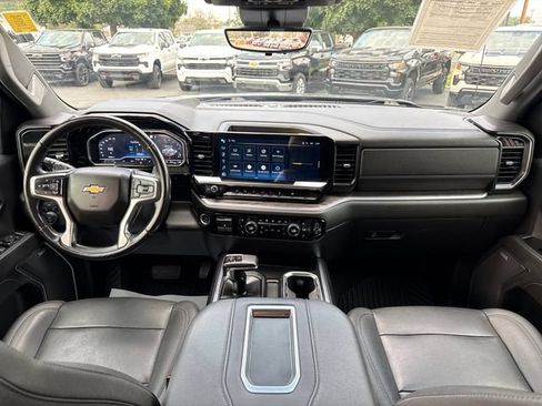 Used 2022 Chevrolet Silverado 1500 LTZ w/ LTZ Premium Package AWD/4WD image 12