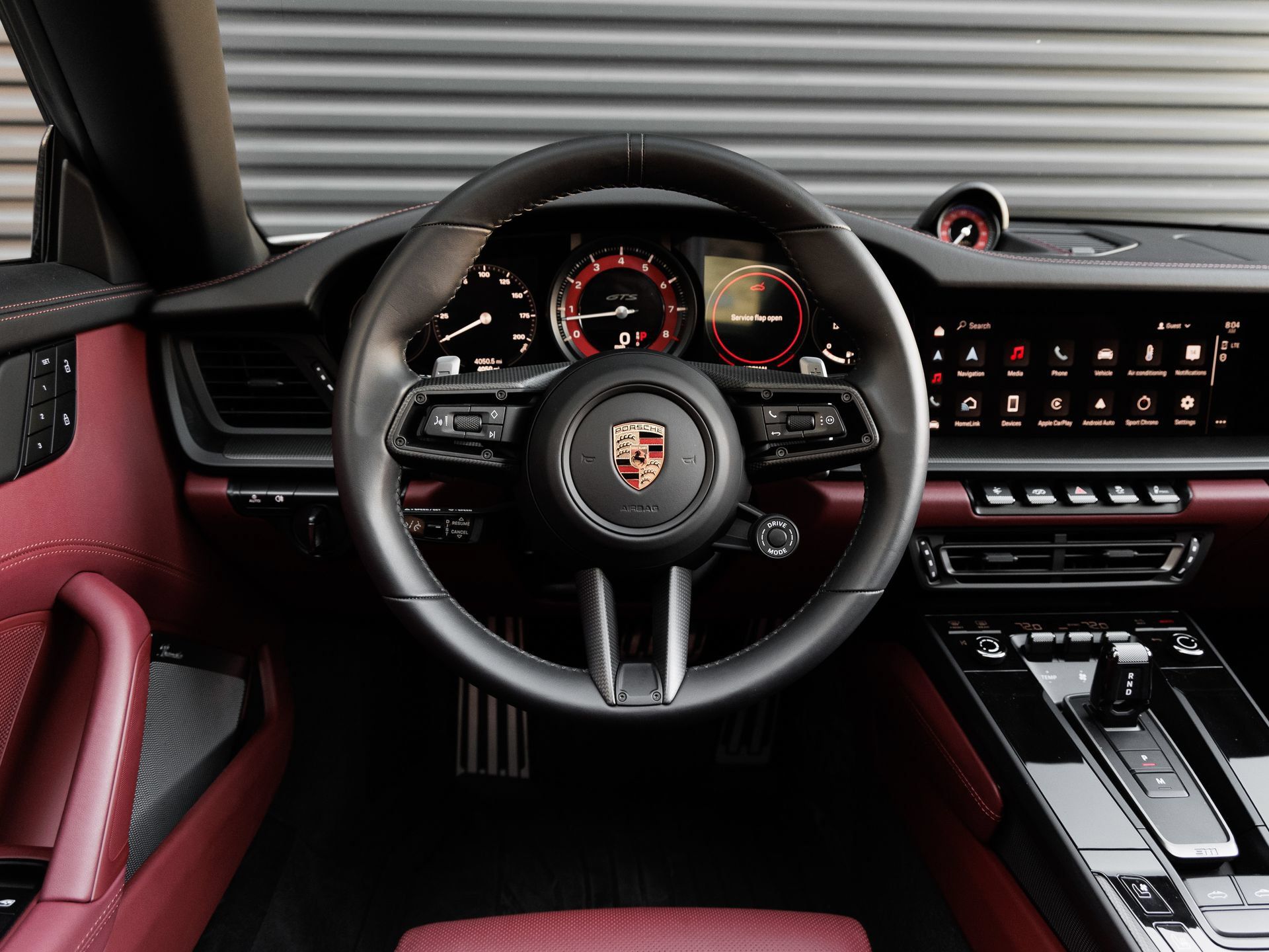 Used 2024 Porsche 911 Targa 4 GTS AWD/4WD image 20