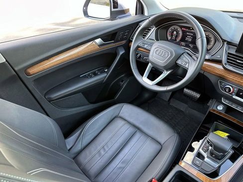 Used 2022 Audi Q5 2.0T Premium Plus w/ Premium Plus Package image 32