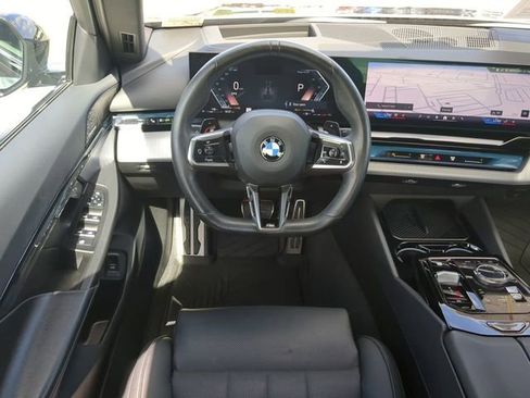 Used 2024 BMW 540i xDrive image 15