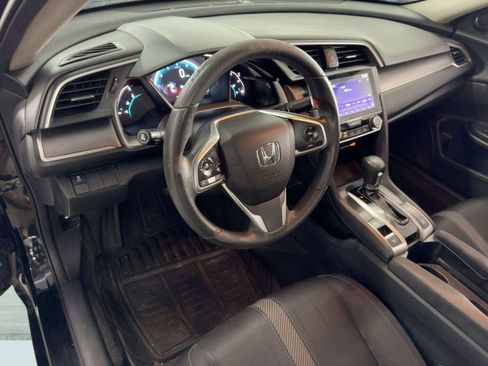Used 2016 Honda Civic EX image 4