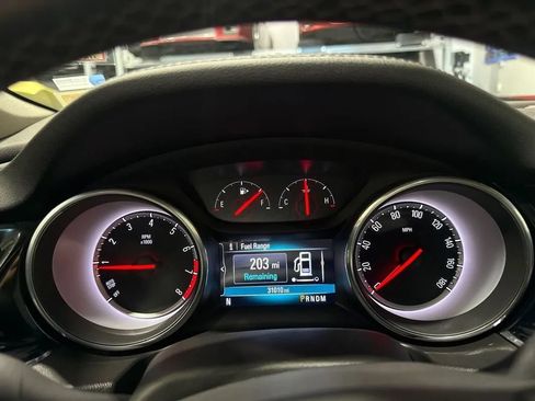 Used 2018 Buick Regal Essence w/ Sights and Sounds Package AWD/4WD image 72