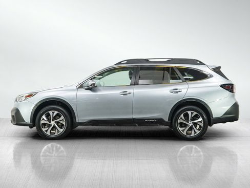 Used 2020 Subaru Outback Limited XT w/ Popular Package #2 AWD/4WD image 2