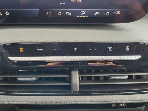 New 2026 Buick Enclave Sport Touring w/ Power Package image 22