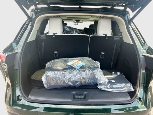 New 2027 INFINITI QX60 Luxe w/ Family Package FWD image 19