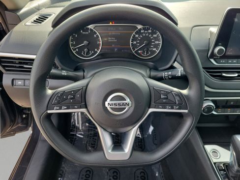 Certified 2022 Nissan Altima 2.5 SV image 26