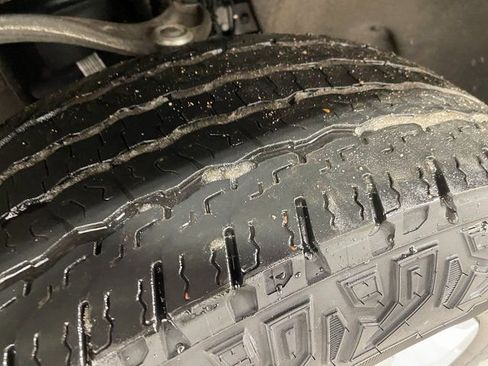 Used 2023 Chevrolet Silverado 1500 RST image 8