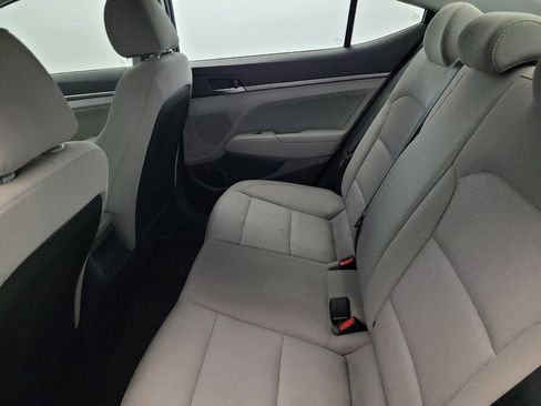 Used 2018 Hyundai Elantra SEL FWD image 18