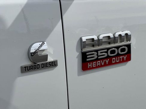 Used 2012 RAM 3500 ST w/ Chrome Appearance Group image 12