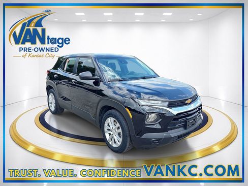 Certified 2023 Chevrolet TrailBlazer LS FWD image 3