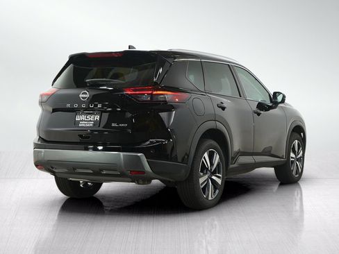 Used 2026 Nissan Rogue SL AWD/4WD image 7