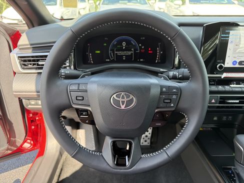 Used 2026 Toyota Camry SE w/ Convenience Package FWD image 23