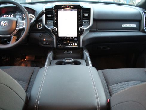 Used 2025 RAM 2500 Big Horn image 13