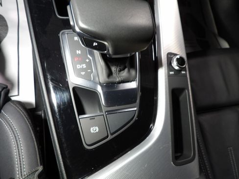 Used 2025 Audi A5 2.0T Premium Plus image 21