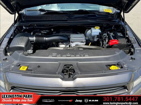 Used 2024 RAM 1500 Laramie AWD/4WD image 30