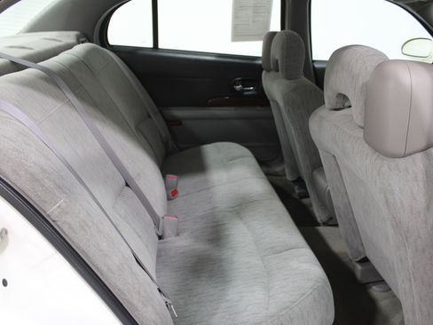 Used 2005 Buick Le Sabre Custom image 20