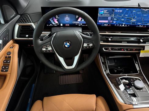 Used 2026 BMW X5 sDrive40i w/ Climate Comfort Package image 26