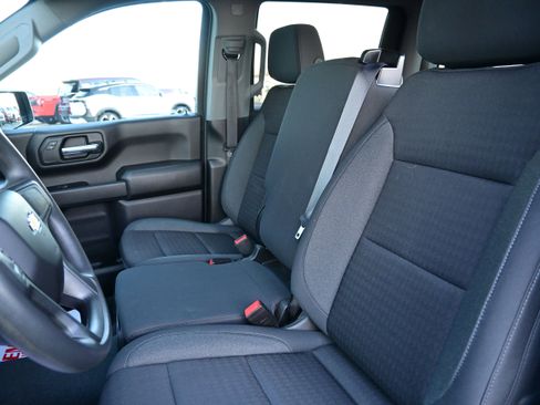 Used 2023 Chevrolet Silverado 1500 Custom image 22