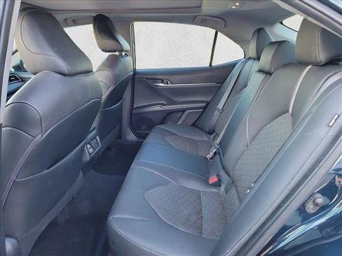 Used 2020 Toyota Camry XSE FWD image 11