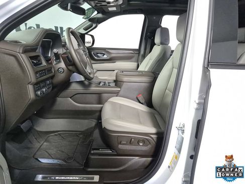 Used 2023 Chevrolet Suburban Z71 w/ Z71 Off-Road Package AWD/4WD image 10
