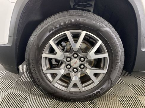 Used 2020 GMC Acadia SLE image 33