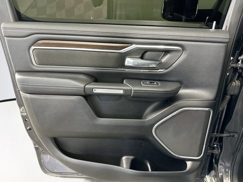 Used 2022 RAM 1500 Laramie AWD/4WD image 25
