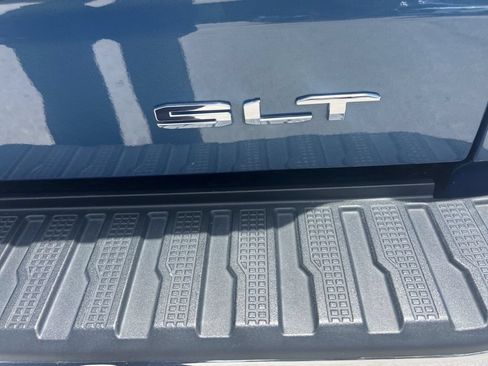 Used 2024 GMC Sierra 1500 SLT w/ SLT Premium Plus Package RWD image 15
