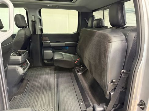 Used 2021 Ford F150 Lariat w/ Equipment Group 502A High image 43