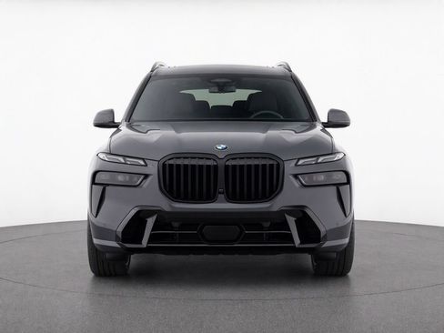 Used 2024 BMW X7 xDrive40i w/ M Sport Package AWD/4WD image 8