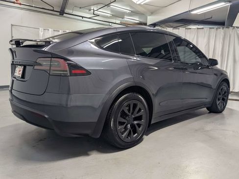 Used 2022 Tesla Model X AWD/4WD image 3