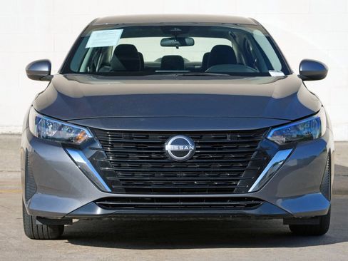 Used 2025 Nissan Sentra S FWD image 6