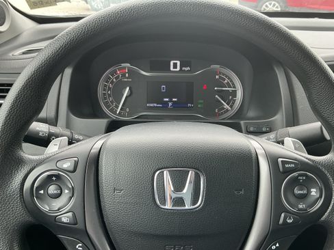 Used 2020 Honda Ridgeline Sport image 7