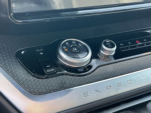 New 2026 Ford Expedition Max Platinum image 22