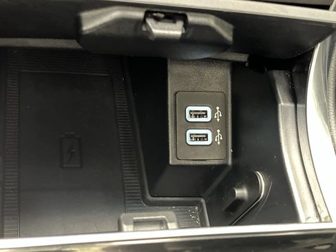 Certified 2019 Ford Edge Titanium w/ Equipment Group 301A FWD image 26
