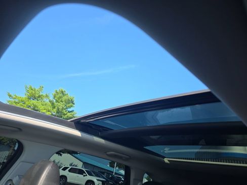 Used 2024 Kia Sorento S w/ Panoramic Sunroof Package AWD/4WD image 38