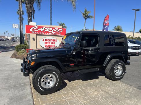 Used 2006 Jeep Wrangler Unlimited image 1