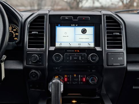 Used 2016 Ford F150 XLT w/ Equipment Group 302A Luxury image 16