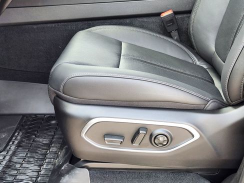 New 2025 Jeep Wagoneer Series II image 20