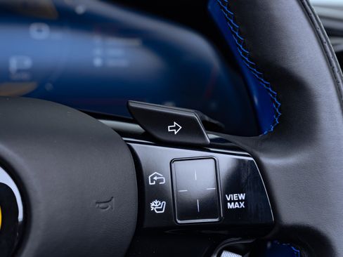 Used 2023 Ferrari SF90 Spider image 65