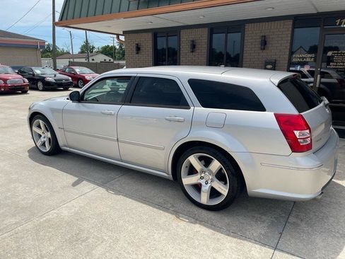 Used 2006 Dodge Magnum SRT8 w/ SRT Option Group III RWD image 15