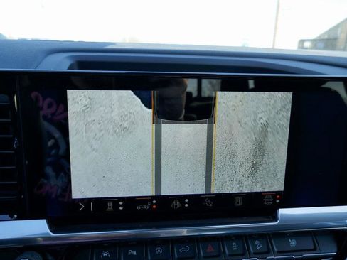 New 2025 Chevrolet Silverado 1500 LTZ image 30