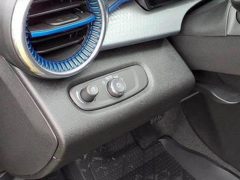 New 2026 Chevrolet Trax LT w/ Driver Confidence Package image 16