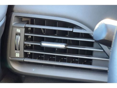 Certified 2022 Subaru Outback Premium image 28