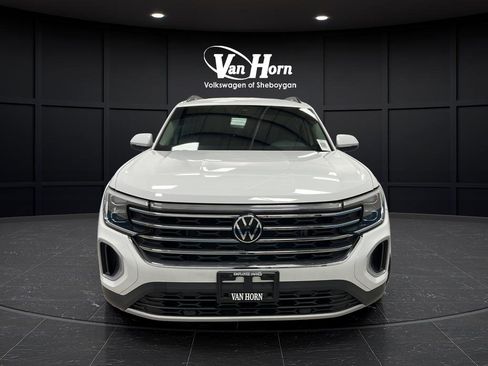 Used 2024 Volkswagen Atlas SE image 8