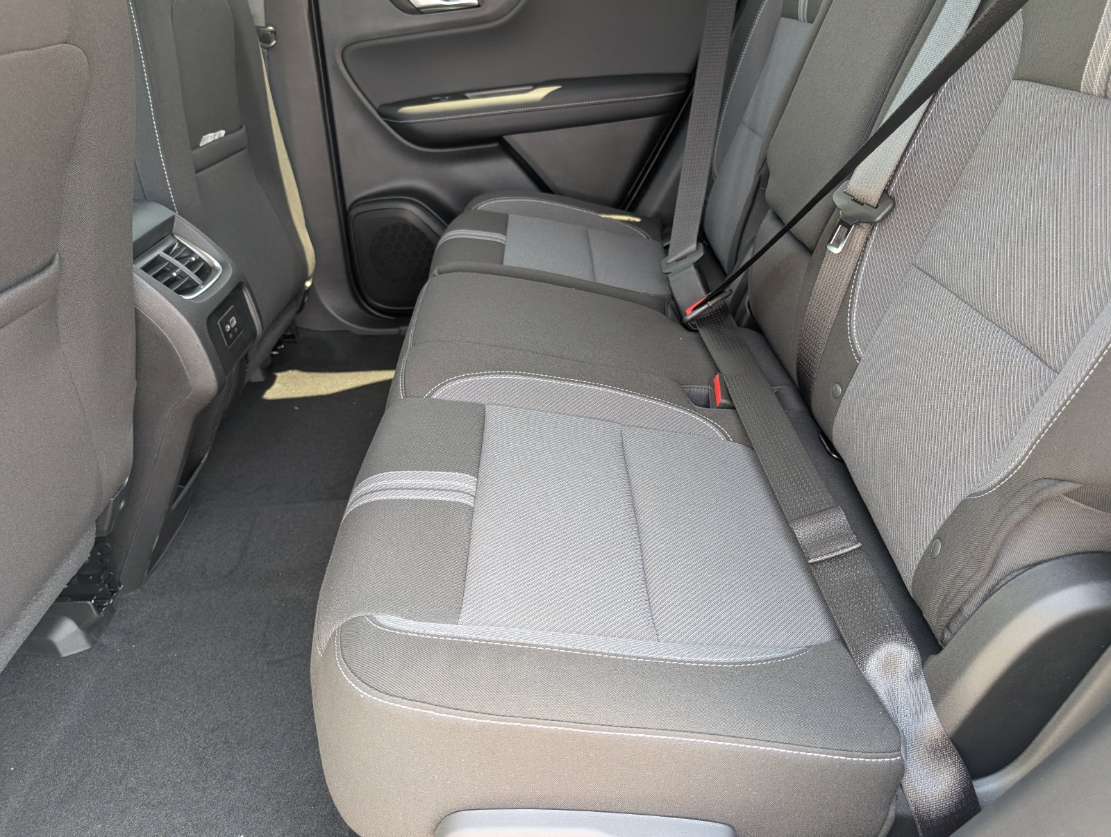 New 2026 Chevrolet Blazer LT w/ Convenience Package FWD image 7