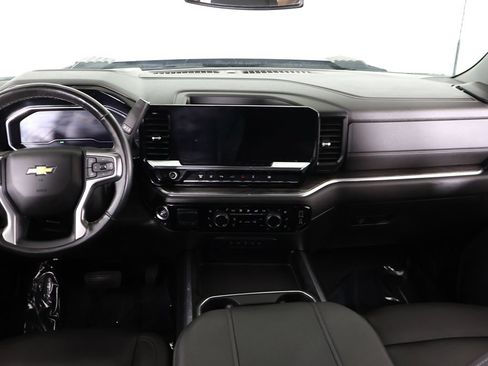 Used 2025 Chevrolet Silverado 3500 LTZ w/ LTZ Convenience Package AWD/4WD image 40