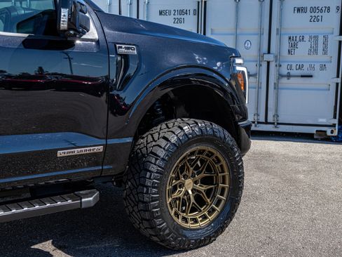 New 2025 Ford F150 Lariat w/ Equipment Group 502A High image 23