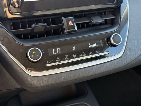 Used 2024 Toyota Corolla LE image 21