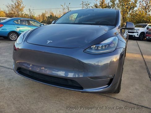 Used 2023 Tesla Model Y Long Range image 5