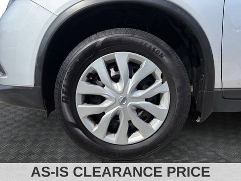 Used 2015 Nissan Rogue S AWD/4WD image 14
